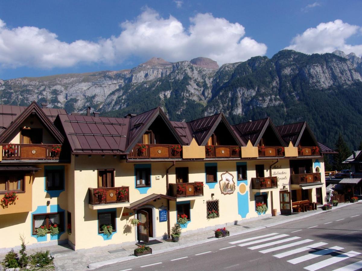 Hotel Belvedere Folgarida Buitenkant foto